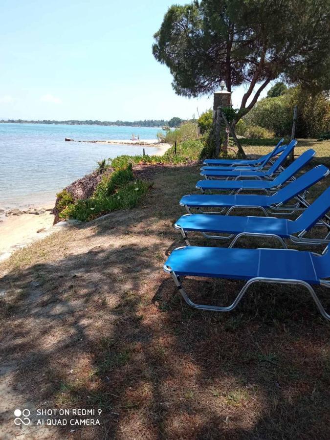 Studios Efi Beach Vourvourou Luaran gambar