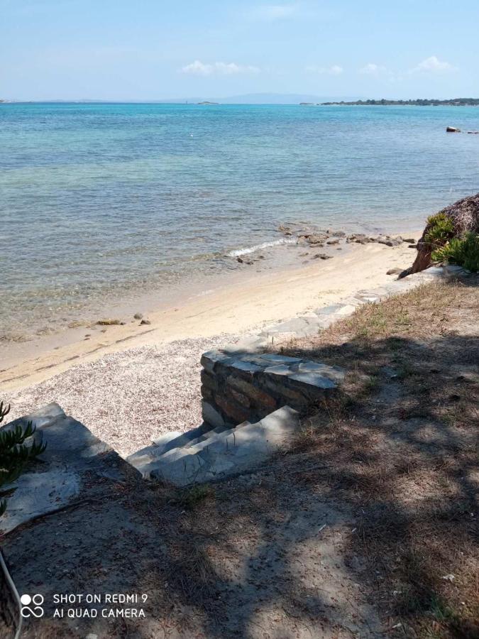 Studios Efi Beach Vourvourou Luaran gambar